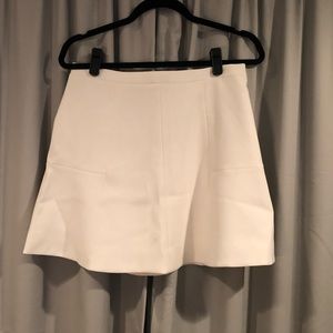 J. Crew White Skirt Sz. 6 EUC